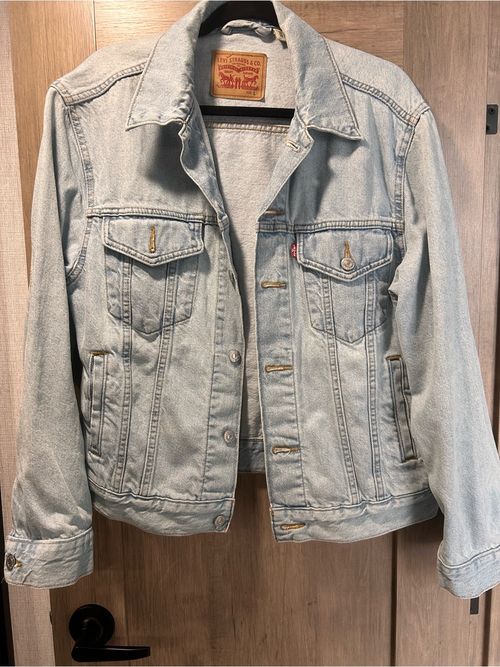 Levi's Light Blue Denim Trucker Jacket - Women's